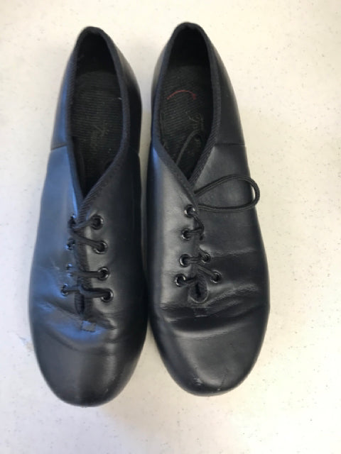 Size 6 TAP SHOES