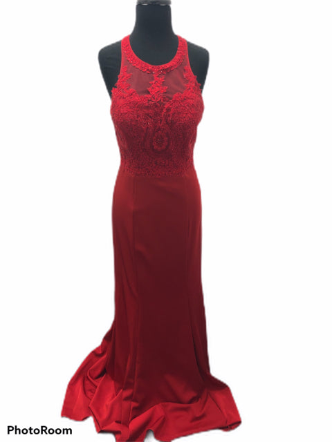 EUREKA SIZE Medium Special Occasion Gown