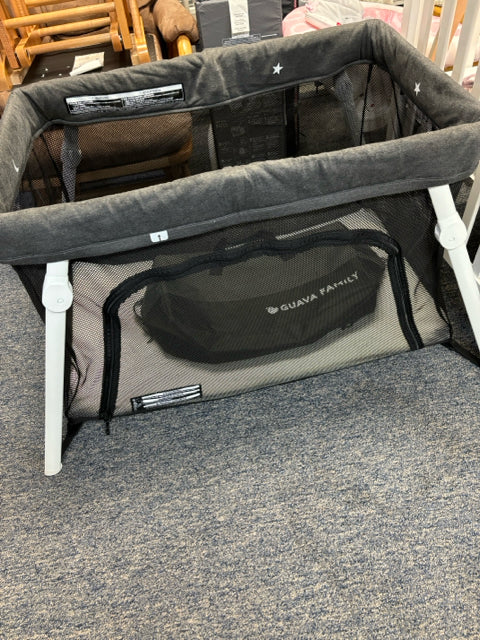 GUAVA TRAVEL CRIB