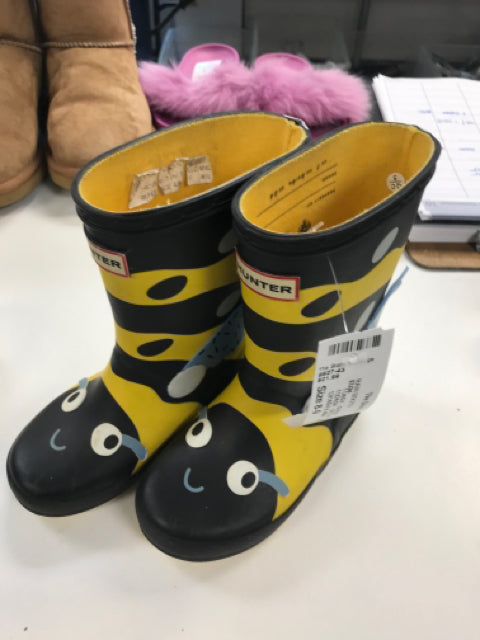 HUNTER Size 8-9 RAIN BOOTS