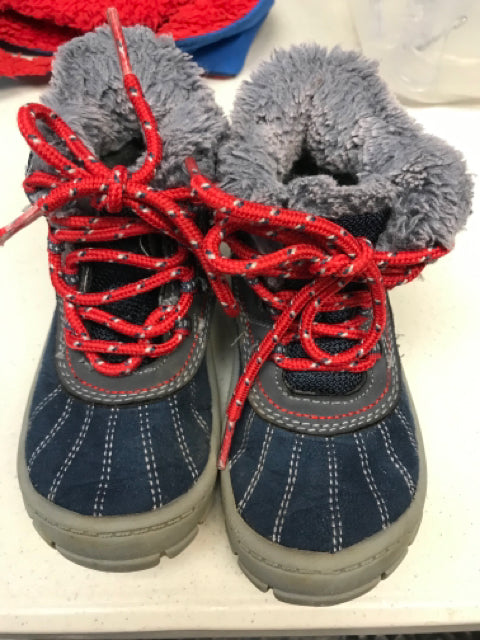 OSH KOSH Size 8 SNOWBOOTS