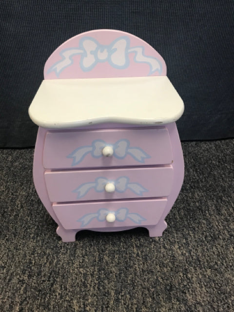 TOLLY TOT DOLL DRESSER